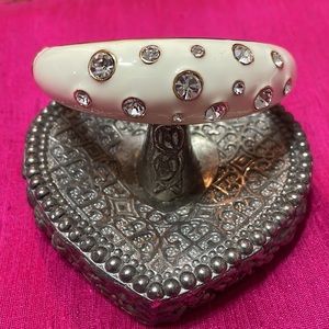 White metal and rhinestone bracelet in off white color